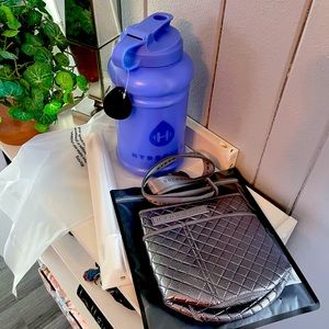 Special edition luxury hydrojug bundle